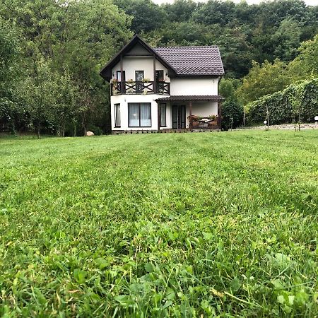 Rest House 6A Obava Bagian luar foto